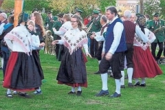 2018-05-03 Maibaumaustellen